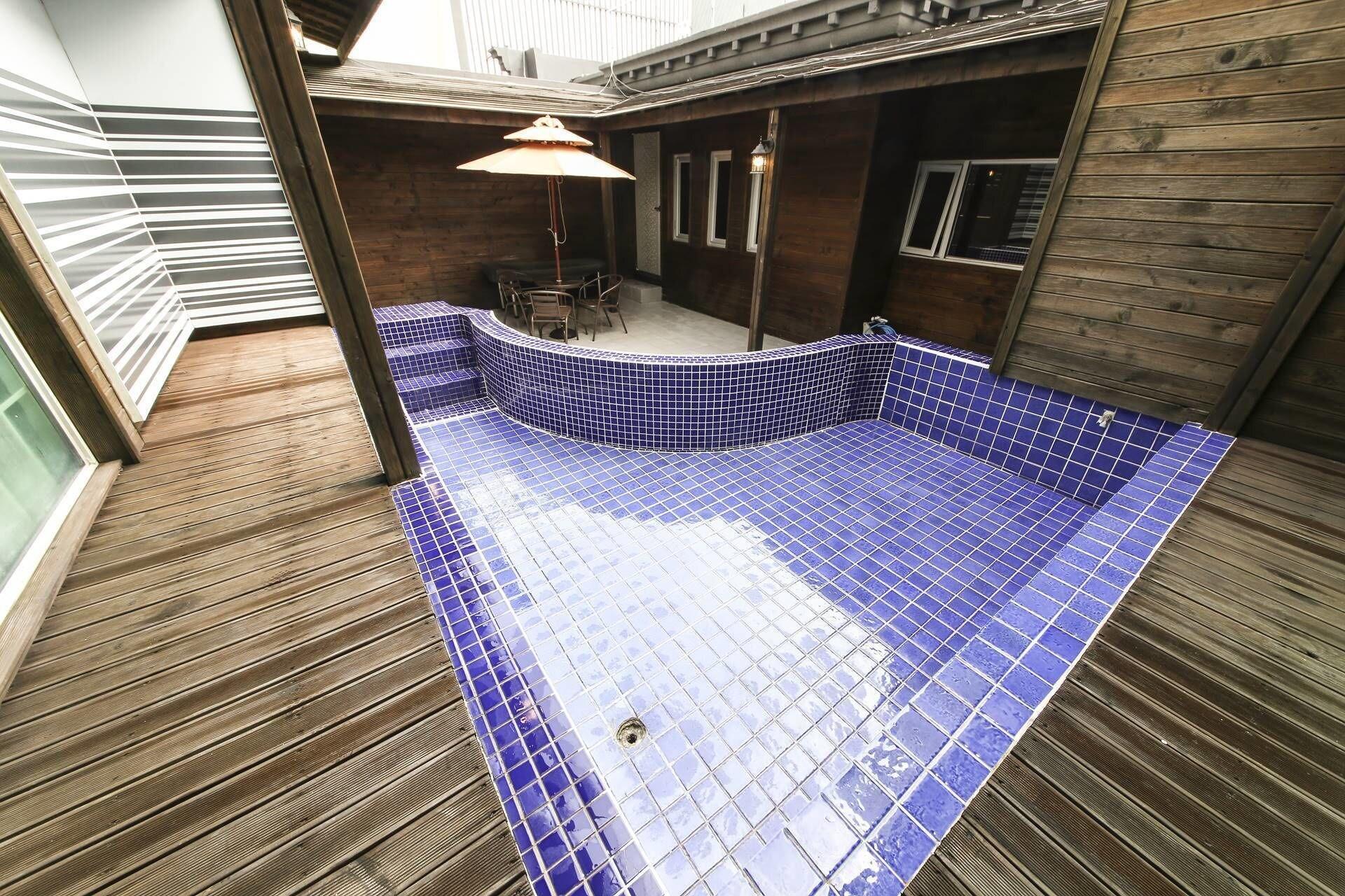 Almond Hotel Gupo Station Puszan Kültér fotó
