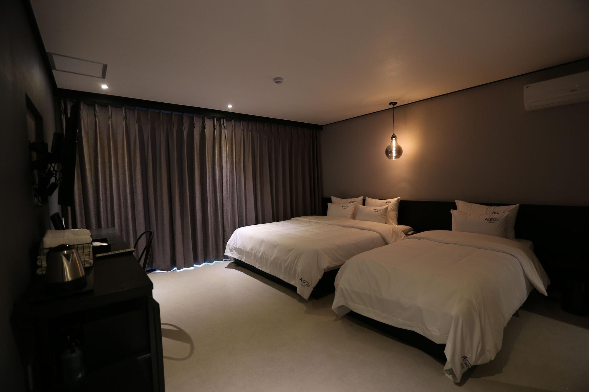 Almond Hotel Gupo Station Puszan Kültér fotó