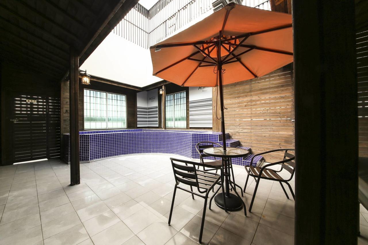 Almond Hotel Gupo Station Puszan Kültér fotó