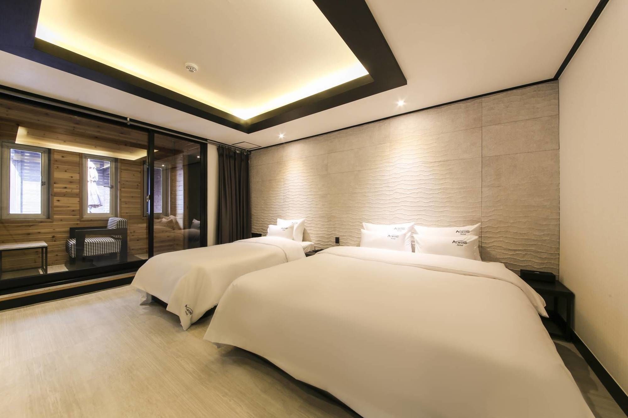 Almond Hotel Gupo Station Puszan Kültér fotó